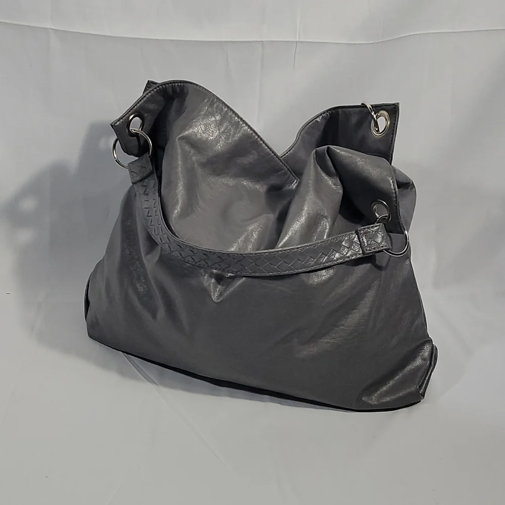 2 Large Hobo Style Bags Grey and Tan Faux Leather (Unbranded) - Picture 4 of 7